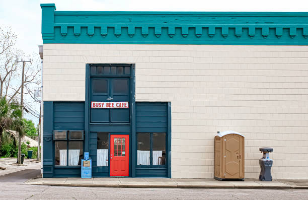 Affordable portable toilet rental in Willow Grove, TX